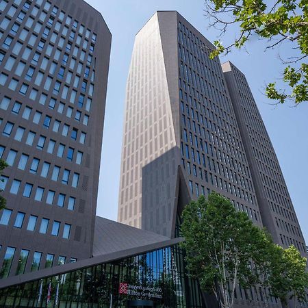 Hilton Garden Inn Tbilisi Chavchavadze Bagian luar foto
