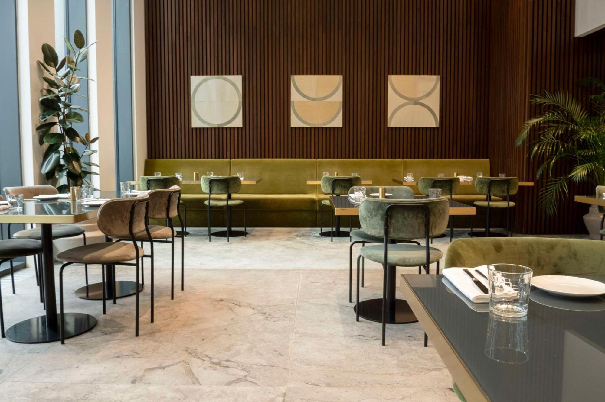 Hilton Garden Inn Tbilisi Chavchavadze Bagian luar foto